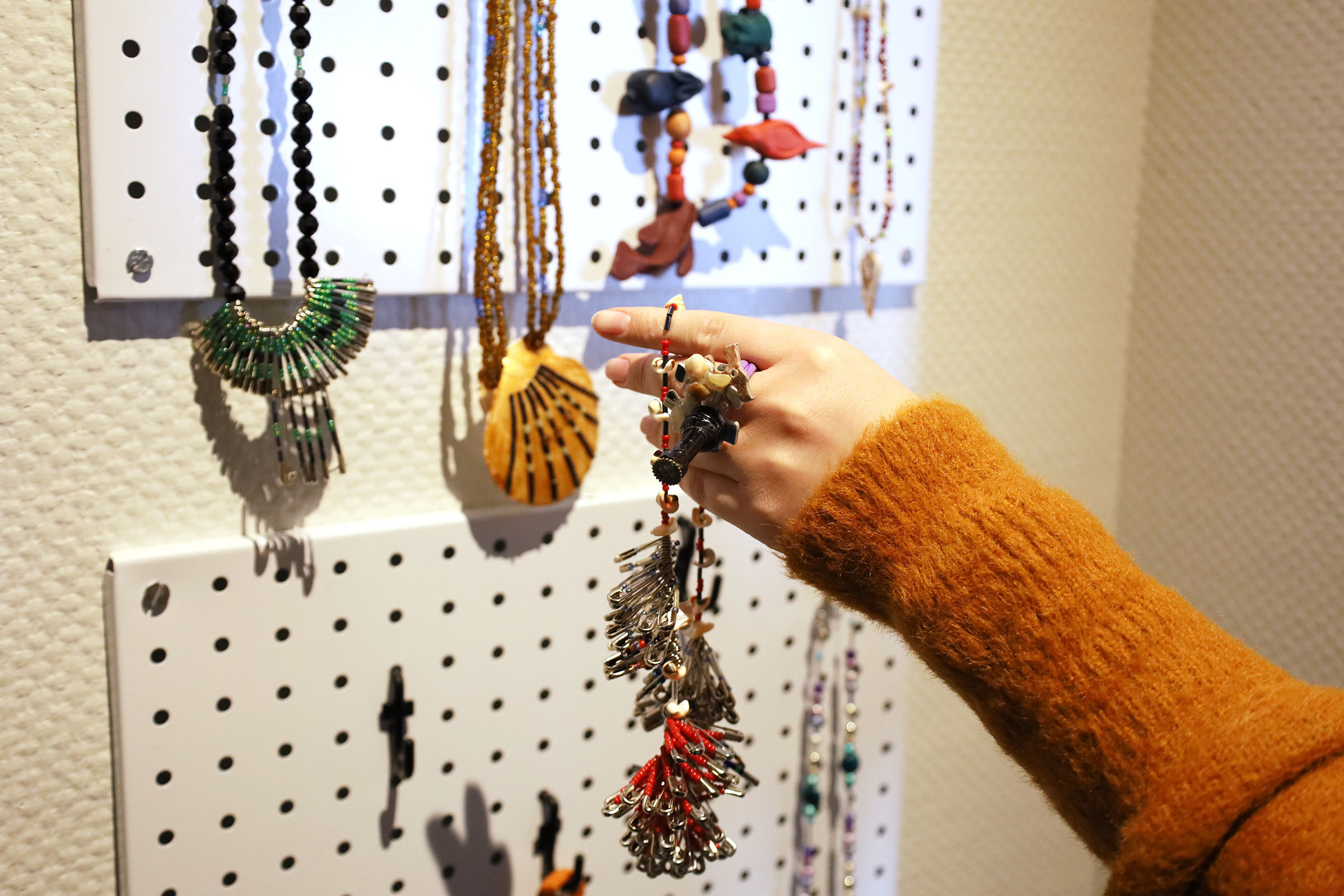 Ram Showcase Focus On Adornment Tactile Samples Ram Showcase Focus On Adornment Tactile Samples