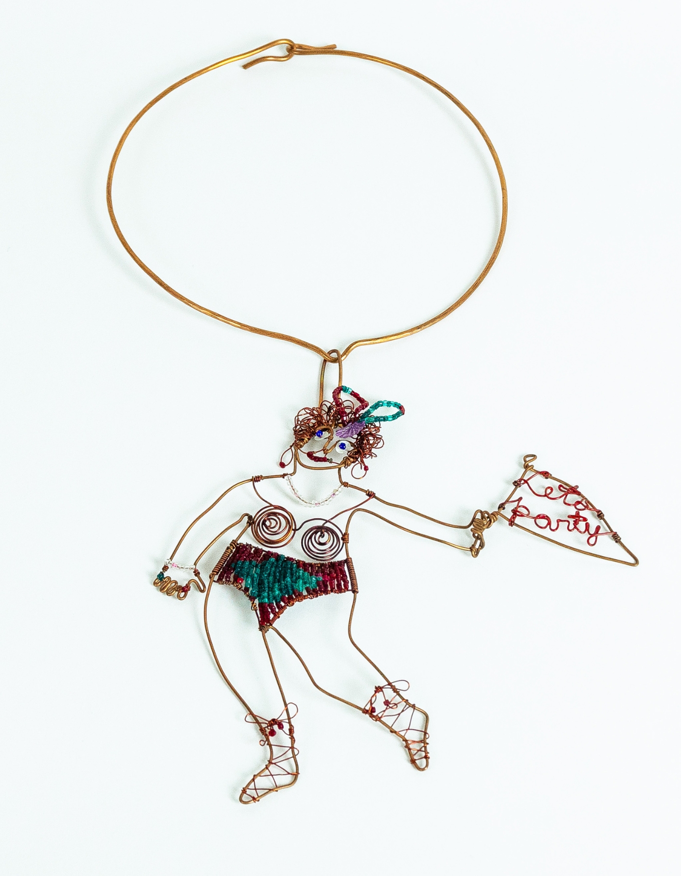 Let’s Party (neckpiece), Hirsh