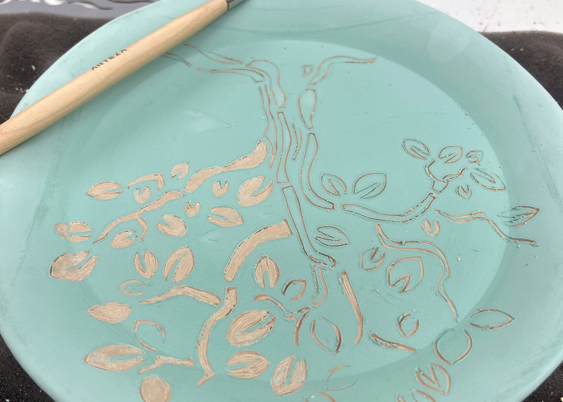 Sgraffito Plate Tree Stencil Crop