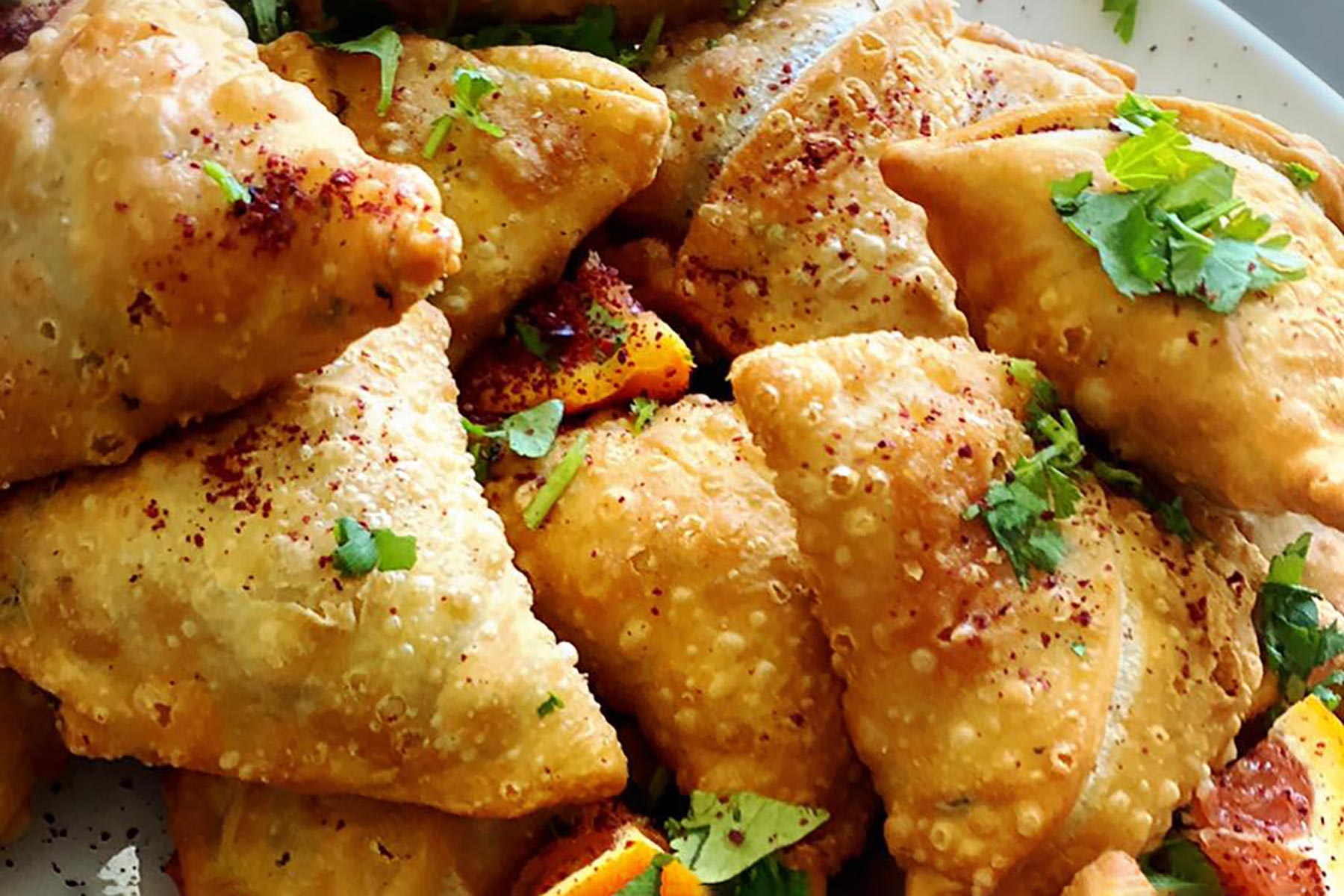 Chit Chaat Samosas