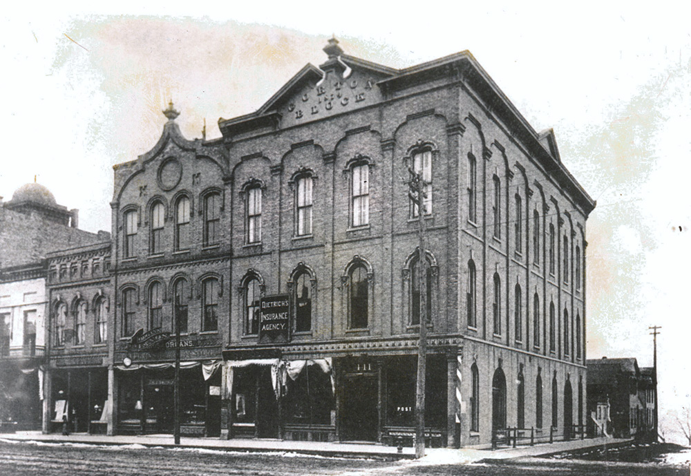 Photography of the building that would become RAM, circa 1906