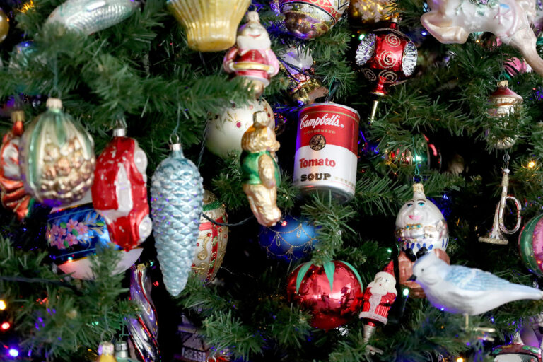Holiday Tree 2021 3