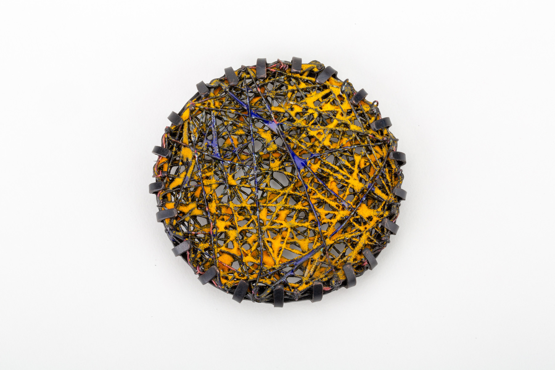 Garcia Ir2014.028 Spun Glass Brooch